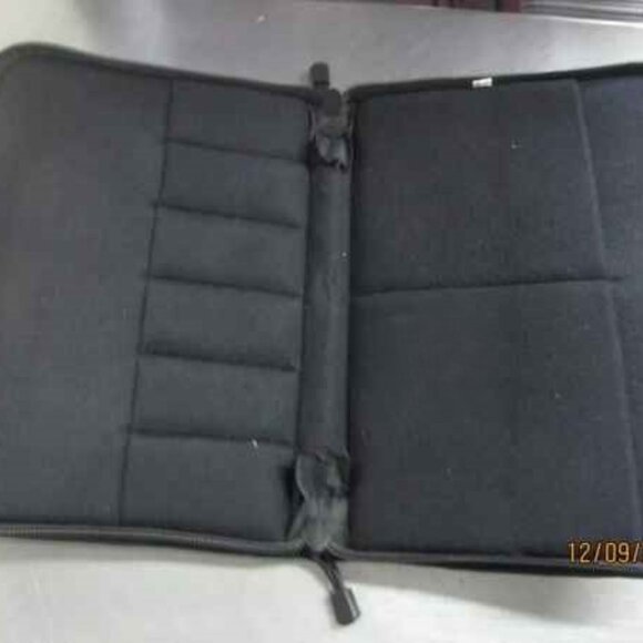 UTG Soft Case Tote - Picture 2 of 5